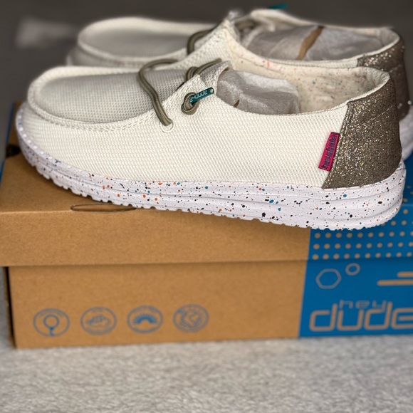 Hey Dude Wendy Youth “Disco White” – Size K13 – Brand New with Box! - Picture 5 of 10